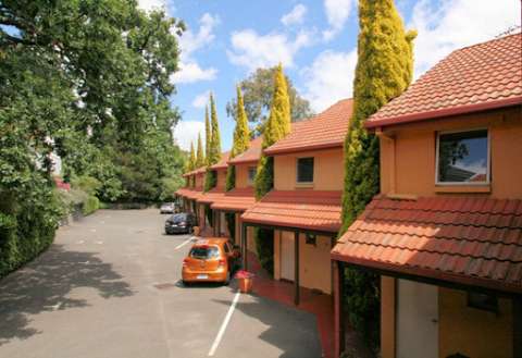 Photo: Elphin Villas Serviced Apartments & Motel Suites